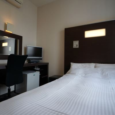 ダブルルーム(ダブル)(喫煙) グリーンリッチホテル広島新幹線口 クーポン