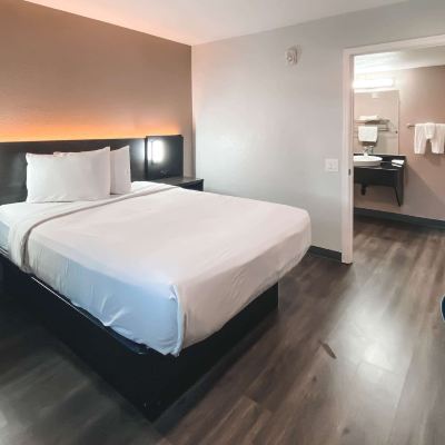 King Room With Mini Fridge-Non-Smoking Motel 6-West Sacramento, CA Promo Code