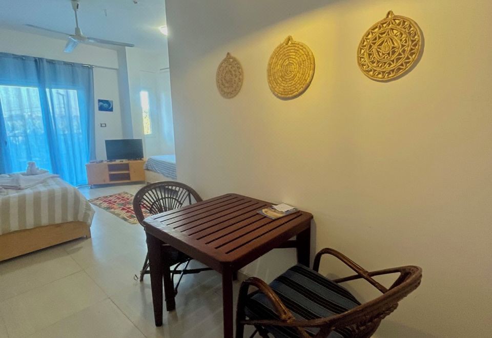 豪华双人或双床城景房