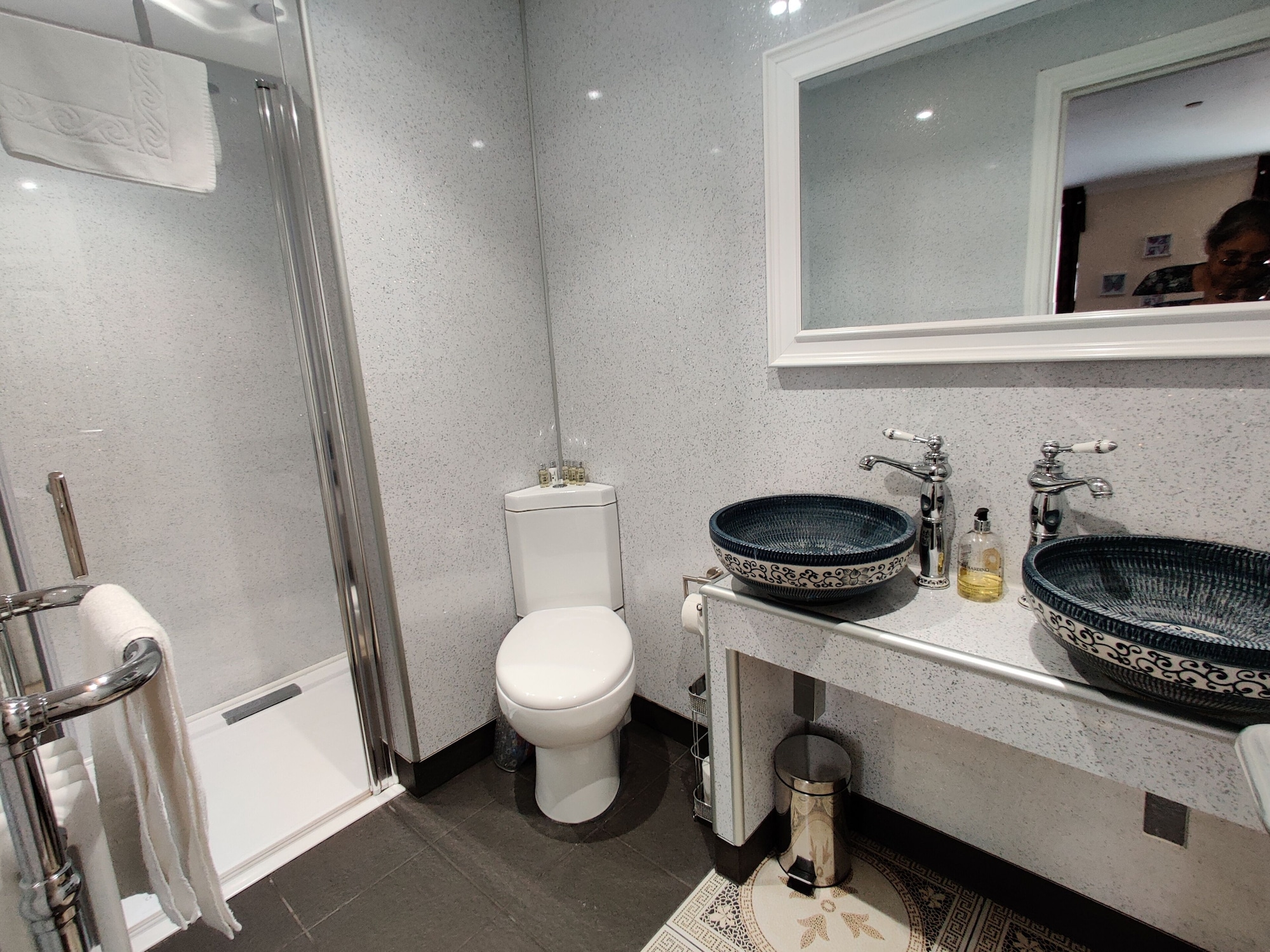 家庭四人房带独立浴室