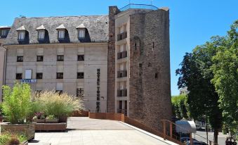 Hôtel Tour Maje - Housity