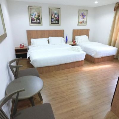 Deluxe Suite Royale Hotel Promo Code
