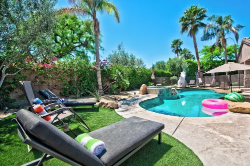 Casa Serenity - Luxury Living w Pool & Jacuzzi