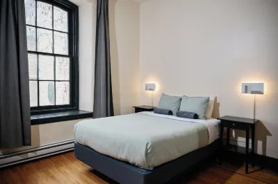 Saintlo Ottawa Jail Hostel Hotels in 