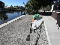 Charming 2-bedroom waterfront townhome with WiFi, AC Hot Tub and dock Hotele w: Matlacha