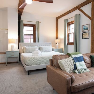 Comfort Double Room Osceola Mill Promo Code