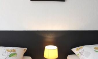 Studios Near Basel Airport - Rm 114