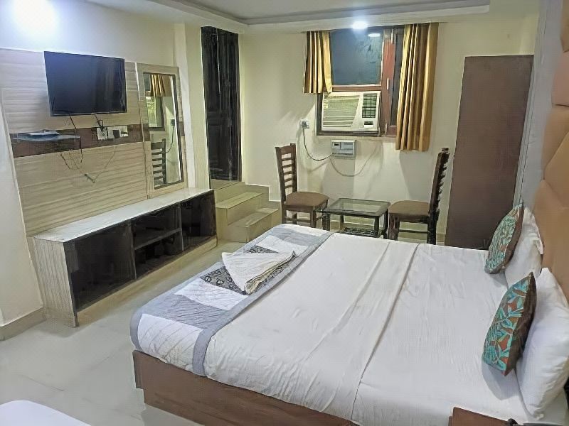 Hotel King Delhi Airport
