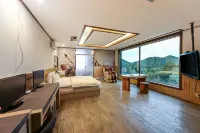 Ulsan Yeongnam Alps Dazoa