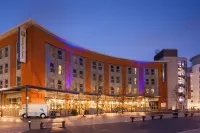 Holiday Inn Express PORTSMOUTH - GUNWHARF QUAYS by IHG Отели в г. 