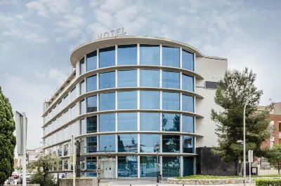 Exe Cunit Suites & Spa โรงแรมใน
