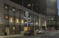 DoubleTree by Hilton Hotel & Suites Pittsburgh Downtown Hotels in 