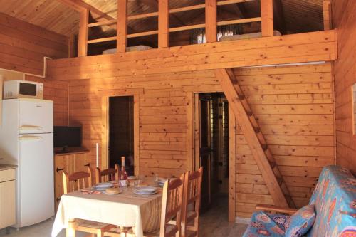 Camping & Bungalows Oasis 三卧室洋房