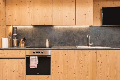 高级一卧室带阳台公寓