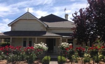 Tin House in Tanunda