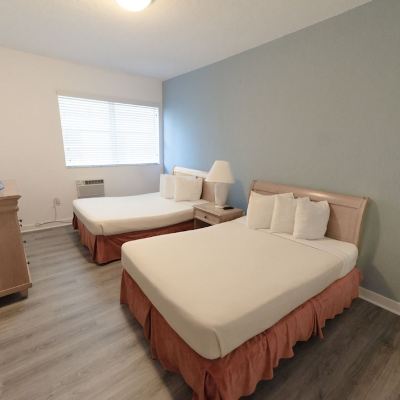 Economy Room, 2 Double Beds, Ocean Surf Tower