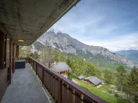 Falaises Hotels in Chamoson