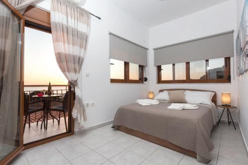 带海景的双人房