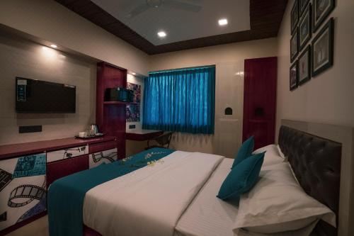 Ra Residence - Agarwal Group of HotelsStandard Queen Room