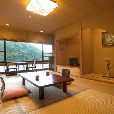 【禁煙】本館　和室（バスなし） 赤目温泉隠れの湯 対泉閣 クーポン