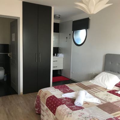 Double Room with Terrace Les Algues du Grau Promo Code
