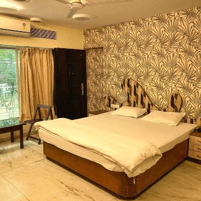 Executive Double Room, 1 Queen Bed Royal Palms Promo Code