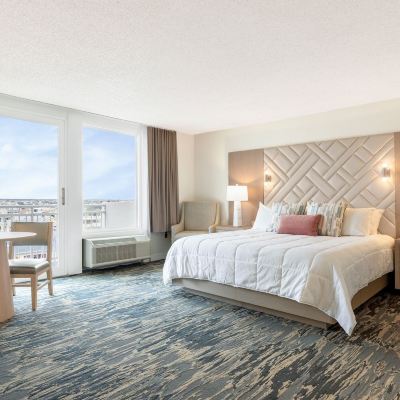Superior King Room With City View Port-O-Call Hotel Promo Code
