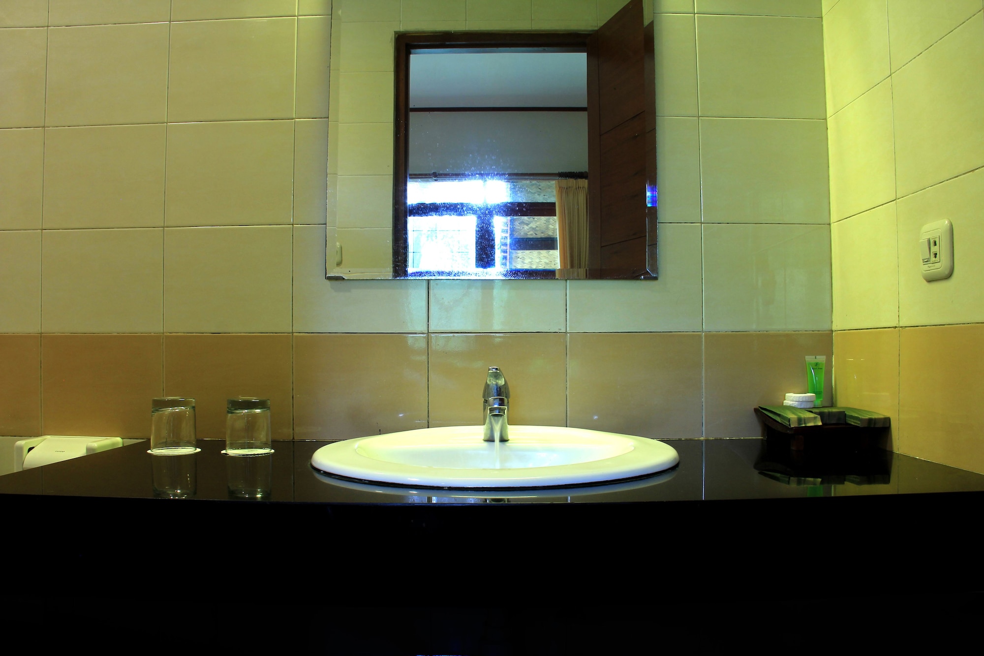 小型套房简易别墅