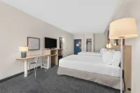 Spark by Hilton Bakersfield Central