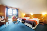 Hotel Korona Park Klewinowo  호텔