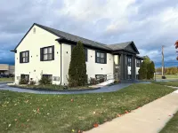 DTW Suites
