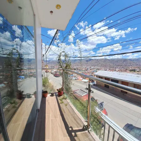 RESIDENCIAL CRISTINA Отели в г. Куско
