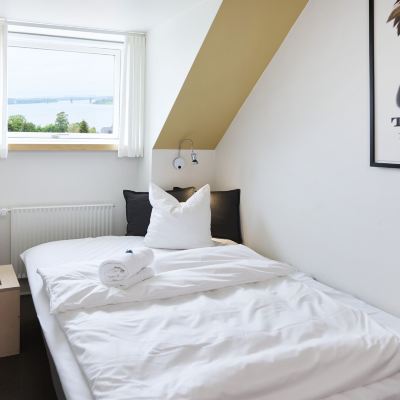 Grand Lit, 140 x 200 cm Severin Promo Code