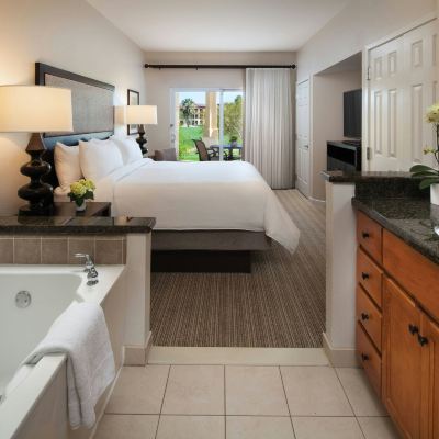 One-Bedroom King Villa with Sofa Bed and Balcony Marriott's Shadow Ridge Promo Code