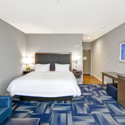 King Room - Mobility/Hearing Access with Bath Tub Hampton Inn Kyle Promo Code