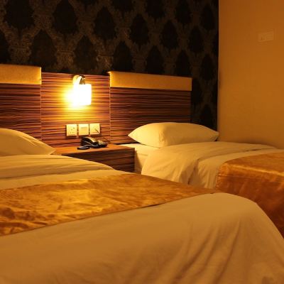 Bilik Superior Kupon Clover Hotel