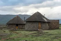 Sani Stone Lodge  호텔