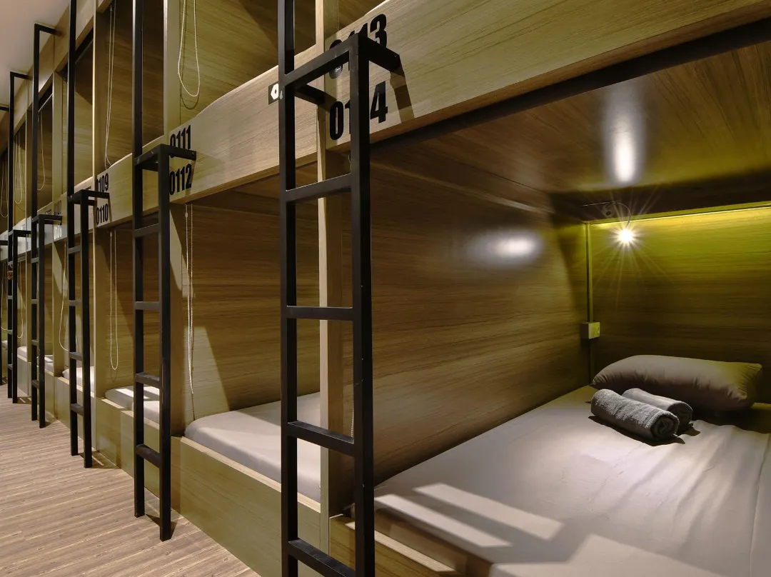 Mypodroom Capsule Hotel - Bandung