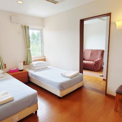 Twin Room Pension and Restaurant La Collina Promo Code