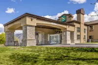 Quality Inn Logan Near University Các khách sạn ở 