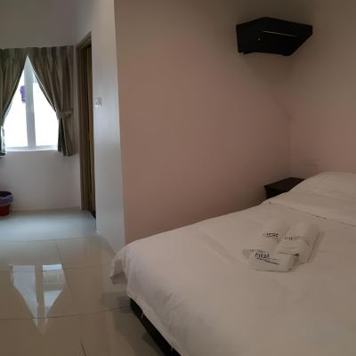 Bilik Superior King Kupon First Guest House Cheras