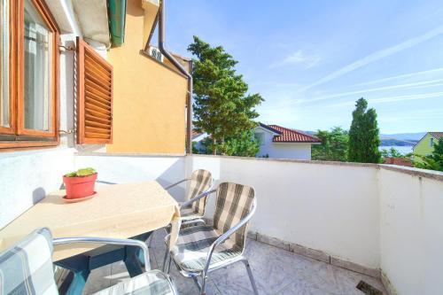 带阳台的海景一卧室公寓