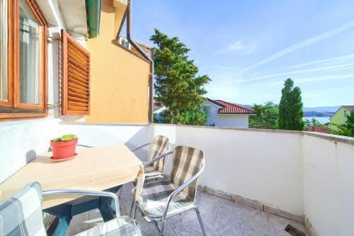 Apartments Olea One-Bedroom Apartment With Balcony And Sea View