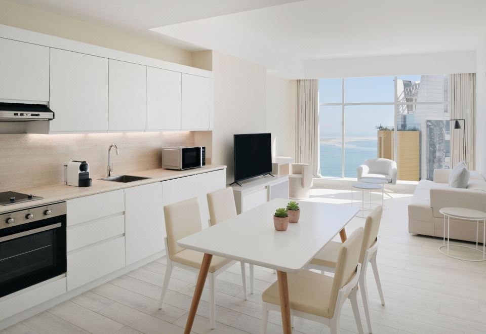 大型两卧室城景公寓