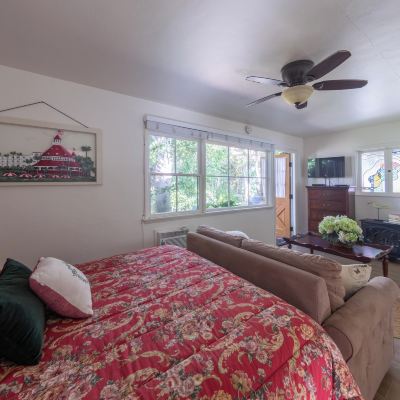 Studio Suite, 1 Queen Bed With Sofa Bed, Kitchen (Whispering Sands) Redwood Hollow Cottages Promo Code