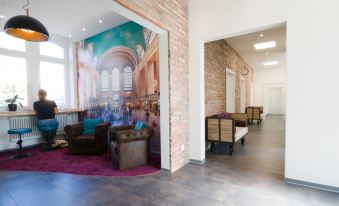 Bahnhof-Erzingen, hotel, coffee & more - Housity