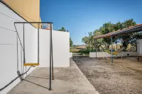 GuestReady - A classic Portuguese-style home Hotels in 
