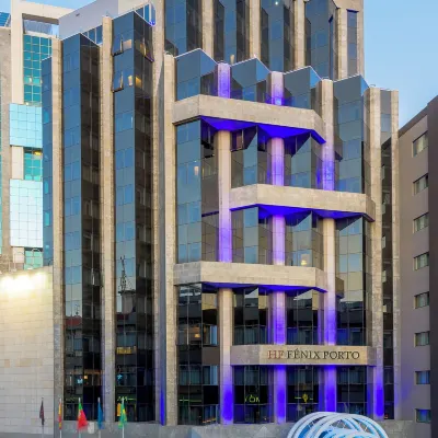 HF FÉNIX PORTO Hoteles cerca de Biblioteca Almeida Garrett