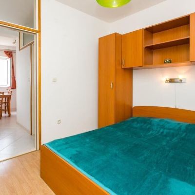 One-Bedroom Apartment (Apartment 3)