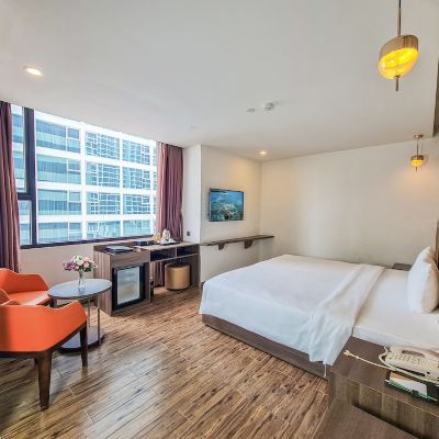 Deluxe Double/Twin Room with City View